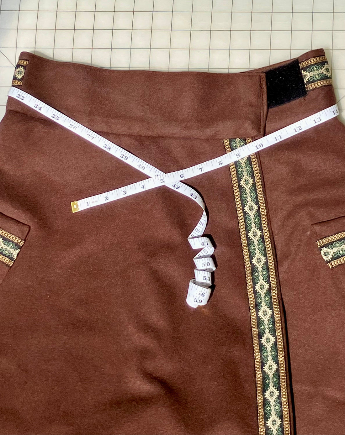 How to measure for a riding skirt