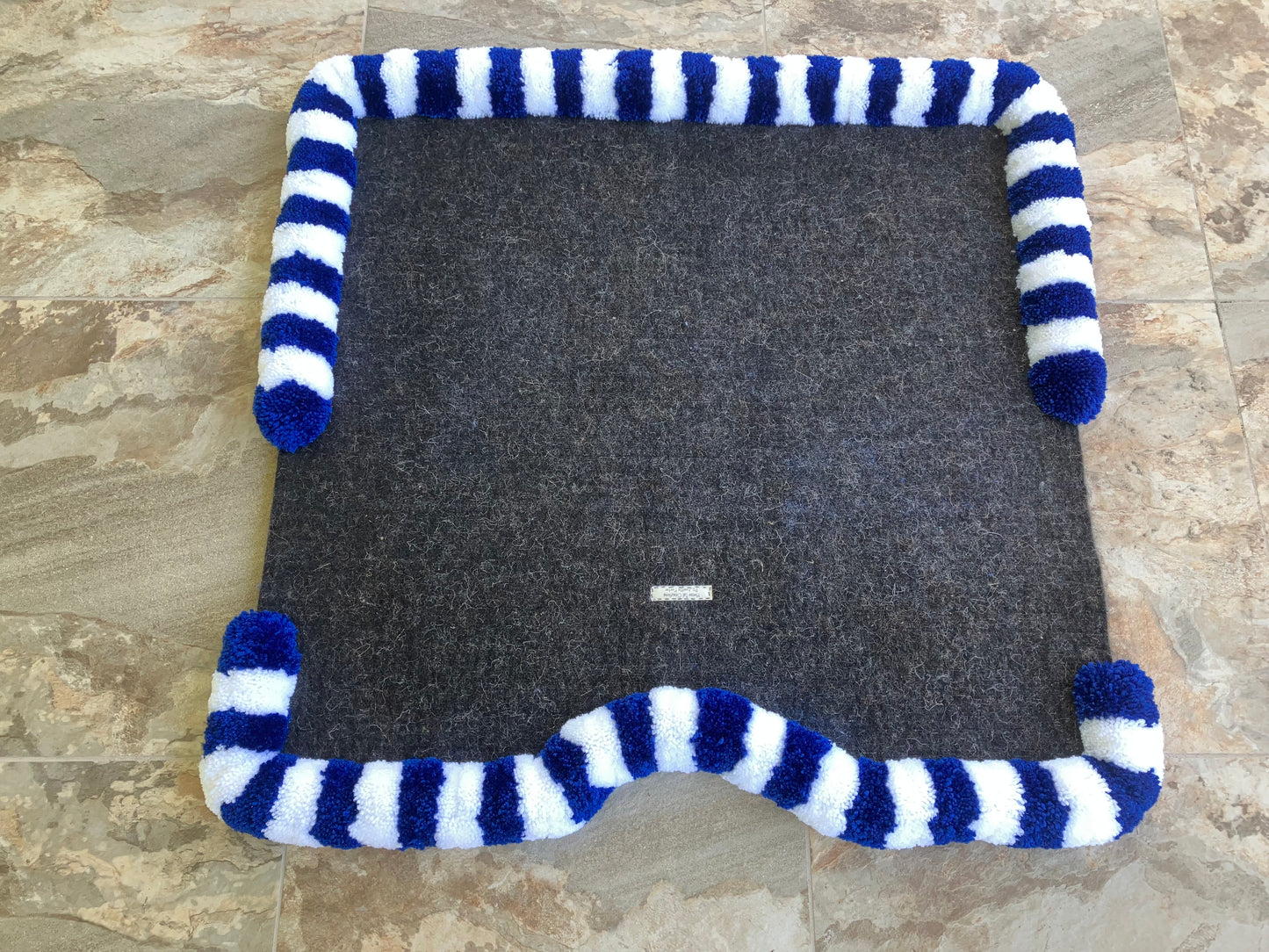 blue white saddle pad